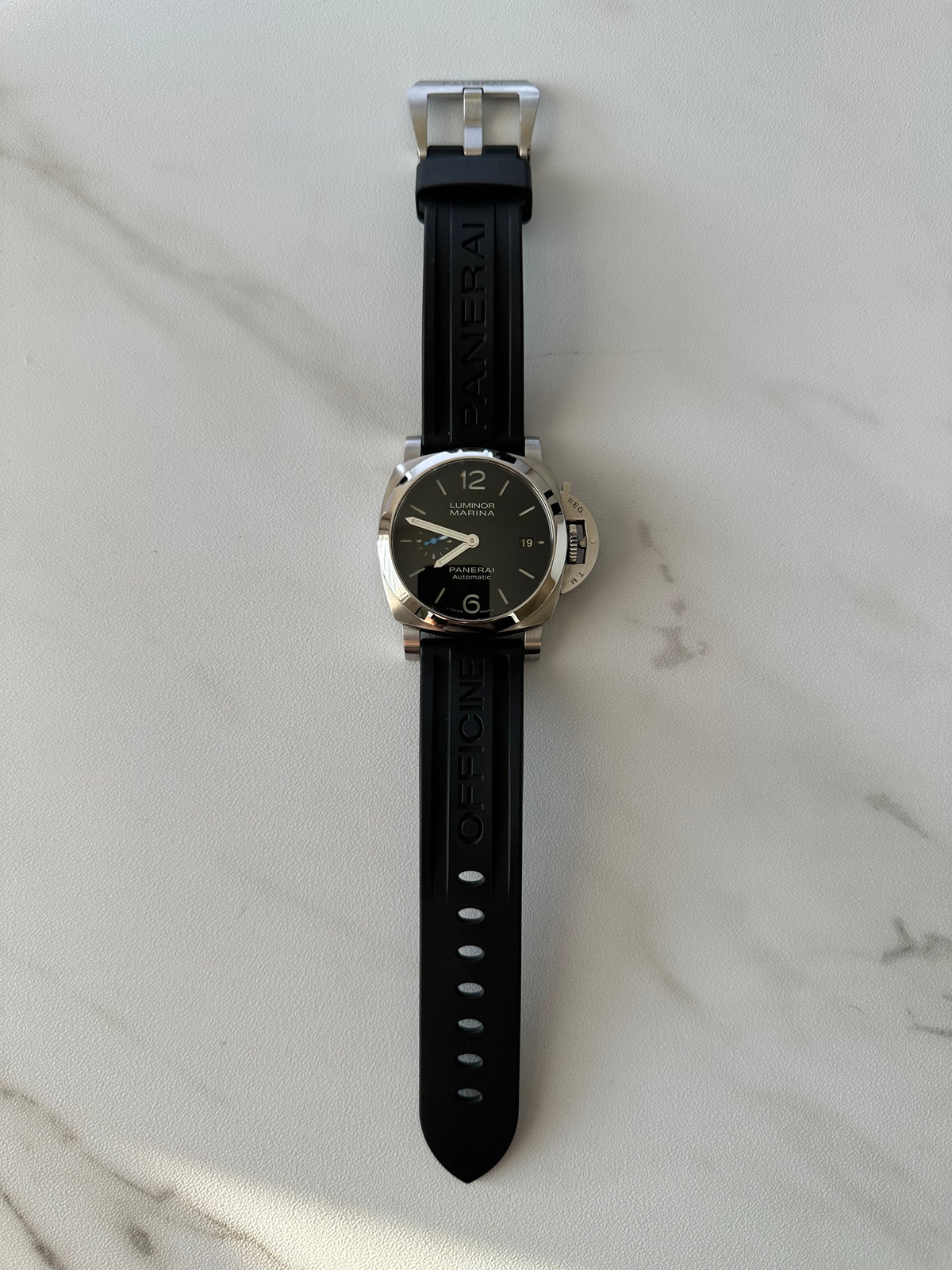Panerai Luminor Quaranta PAM 1372 40mm Automatic
