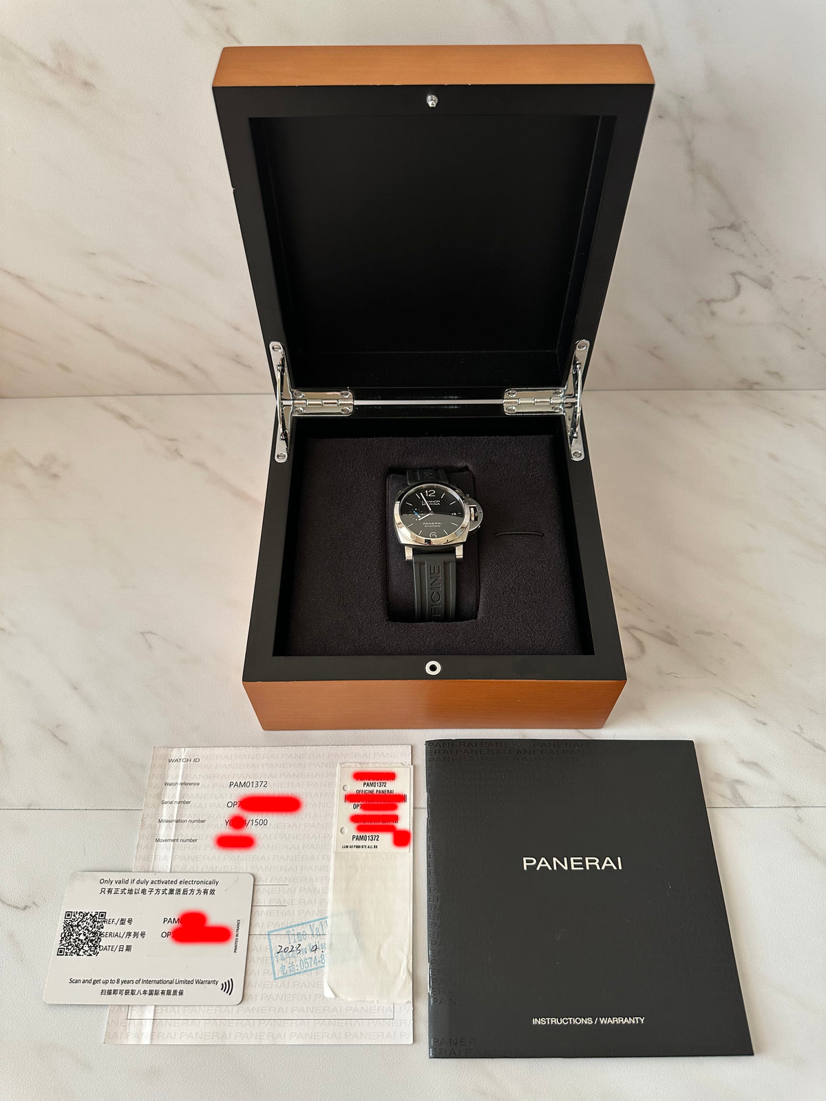 Panerai Luminor Quaranta PAM 1372 40mm Automatic